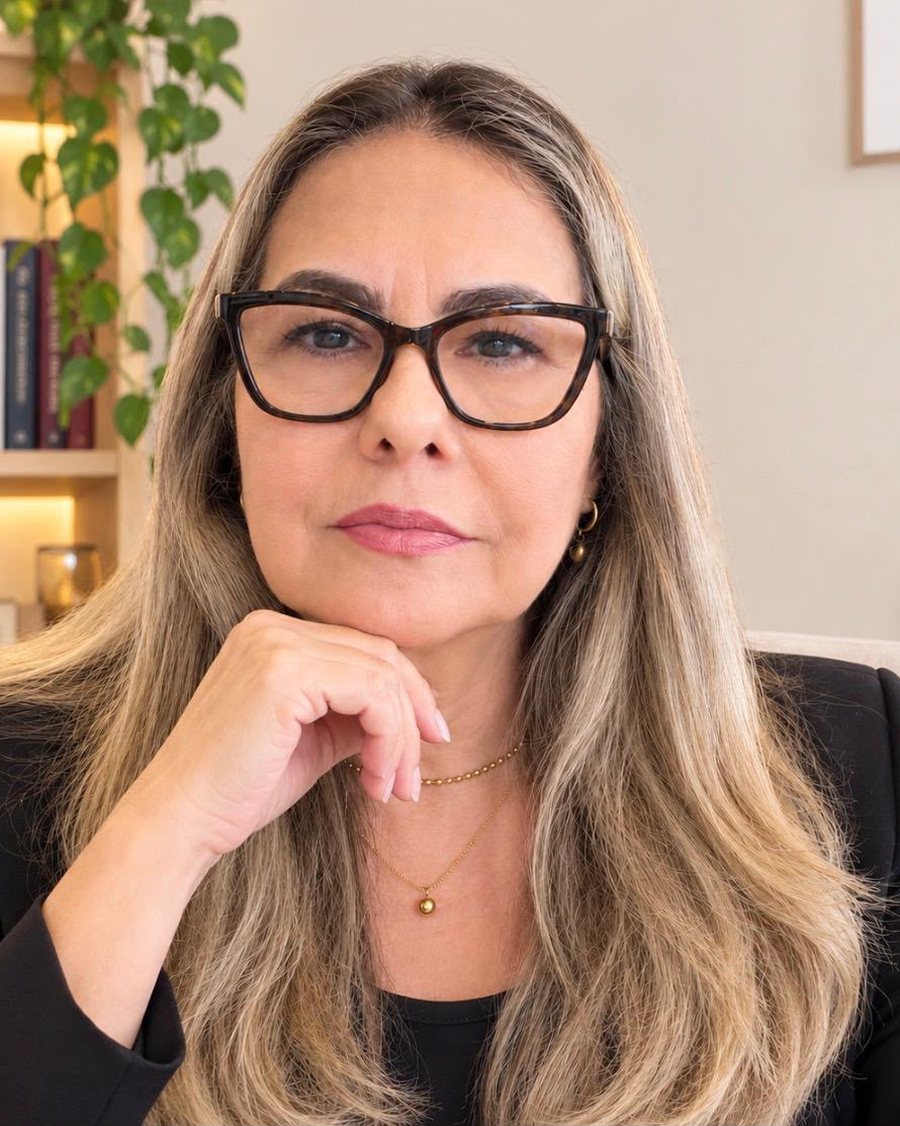 Marilene Duchini, psychoanalyst, in her office